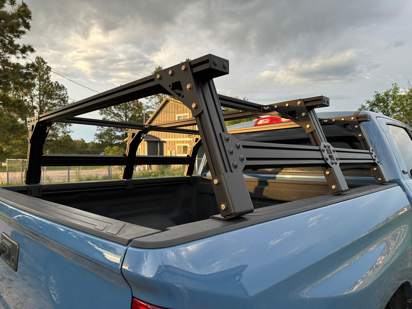 EF3M - 3 Post Modular Bed Rack